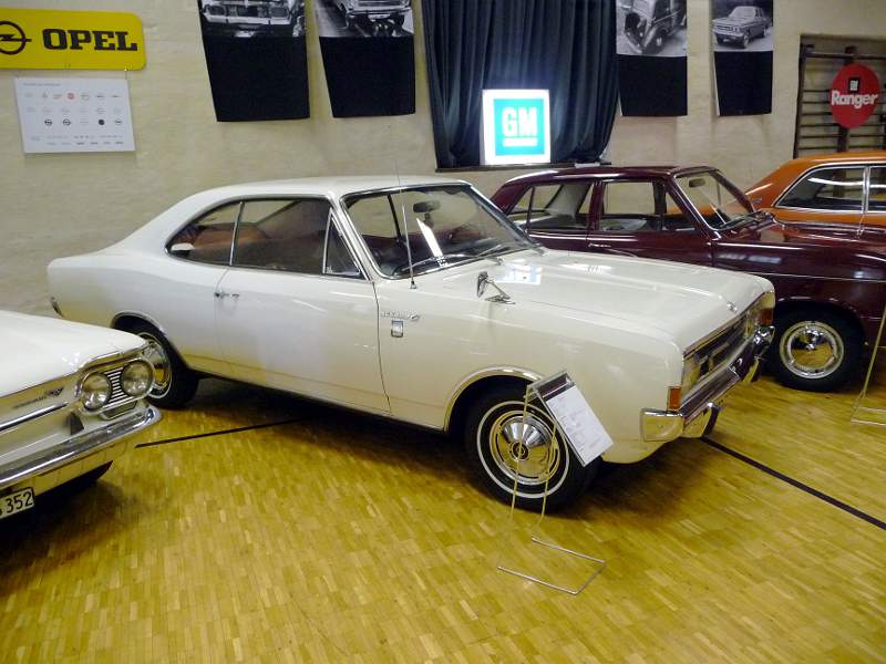 1967 Opel Rekord 6 060829.JPG - 1967 Opel Rekord
